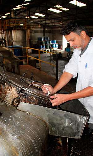 Fabricantes de aditivos para lubrificantes Fabricantes de aditivos para lubrificantes